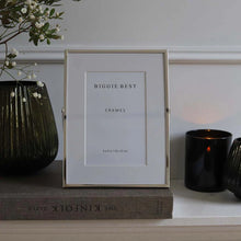 Load image into Gallery viewer, Silver Easel Frame (4 x6")