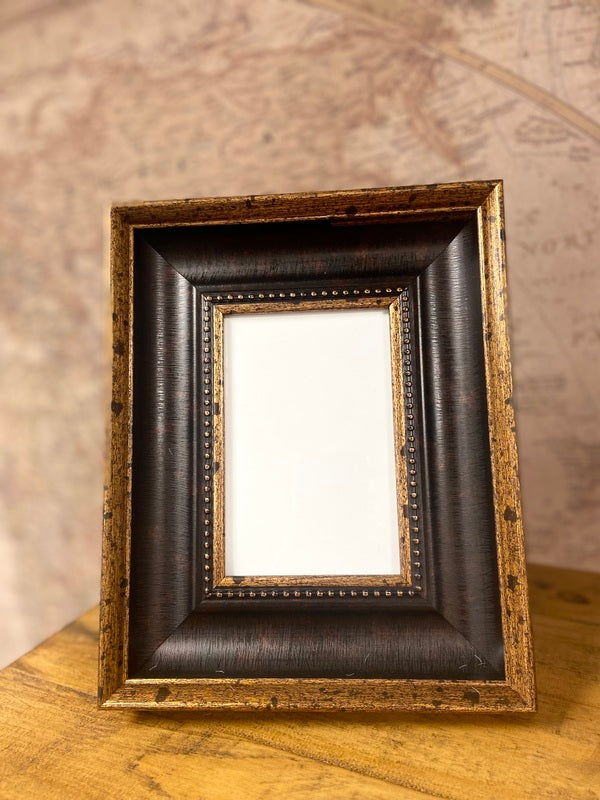 Black Antique Gold Beaded Photograph Frame (4 x 6)