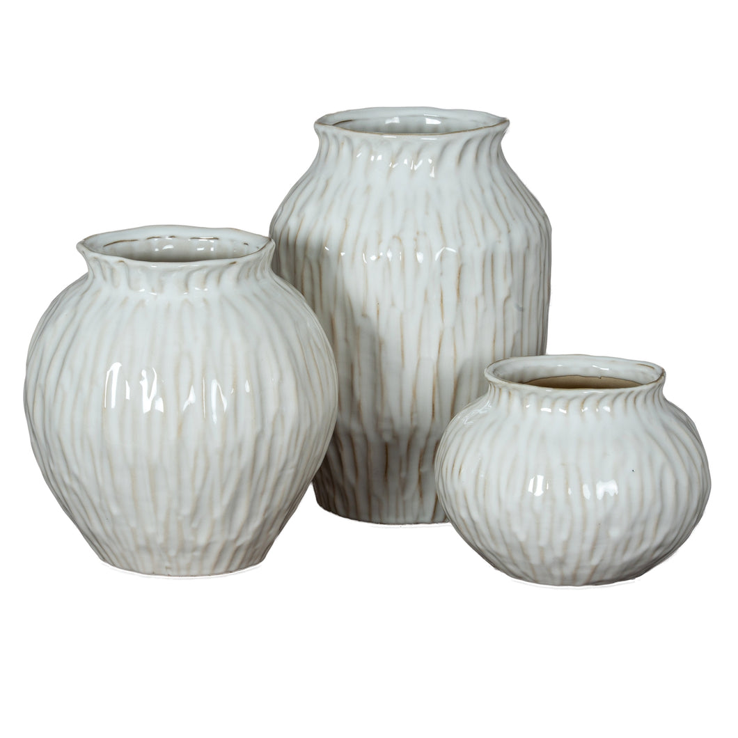 Cream Ridged Vase - Medium