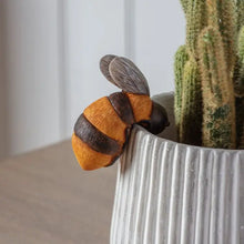Load image into Gallery viewer, Bee Pot Hanger
