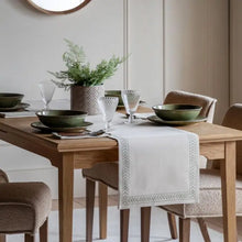 Load image into Gallery viewer, Leaf Table Runner
