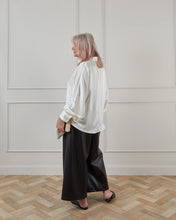 Load image into Gallery viewer, Flo Off White Shirt
