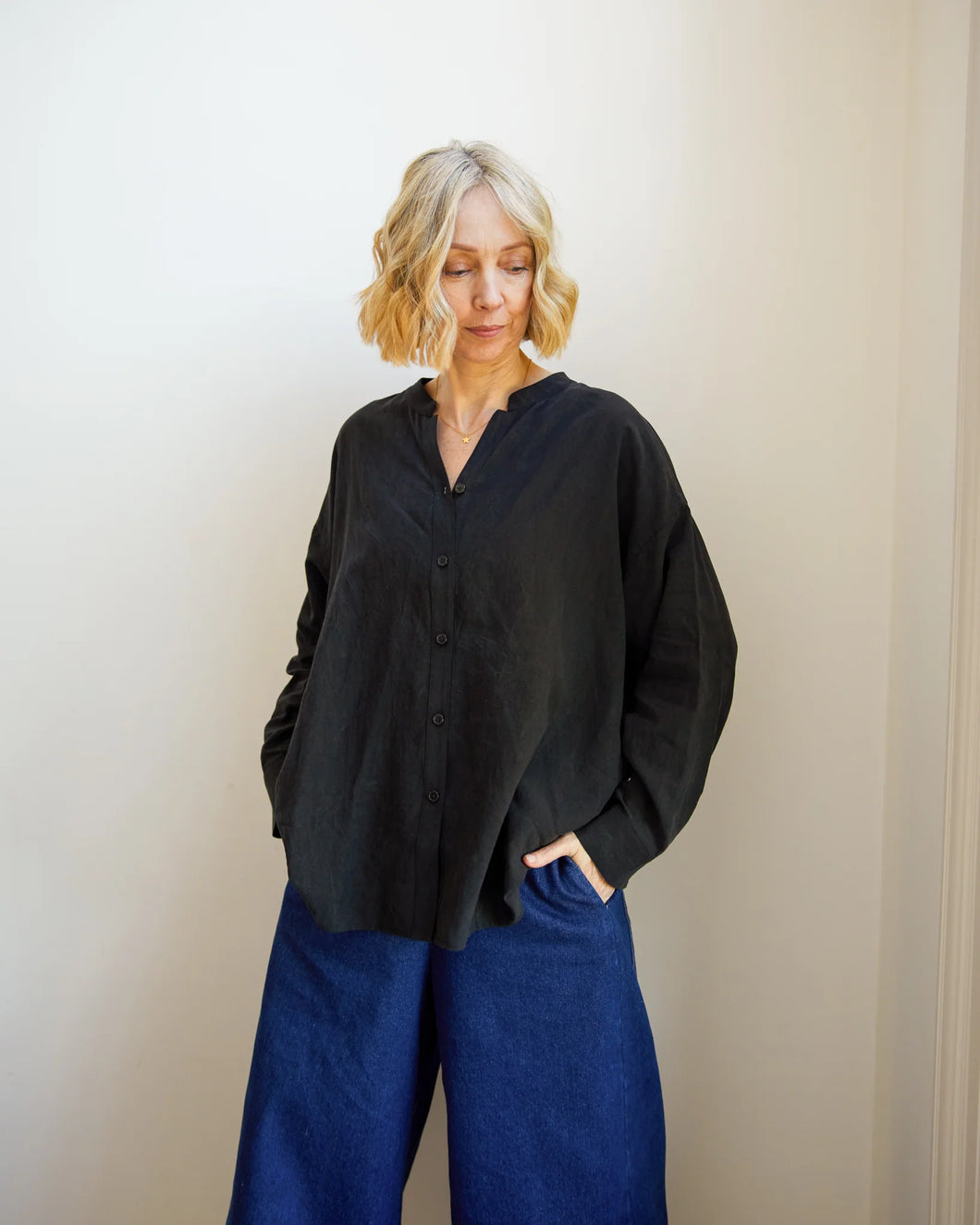 Hettie Black Shirt