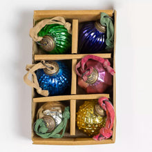 Load image into Gallery viewer, Textured Baubles - Large
